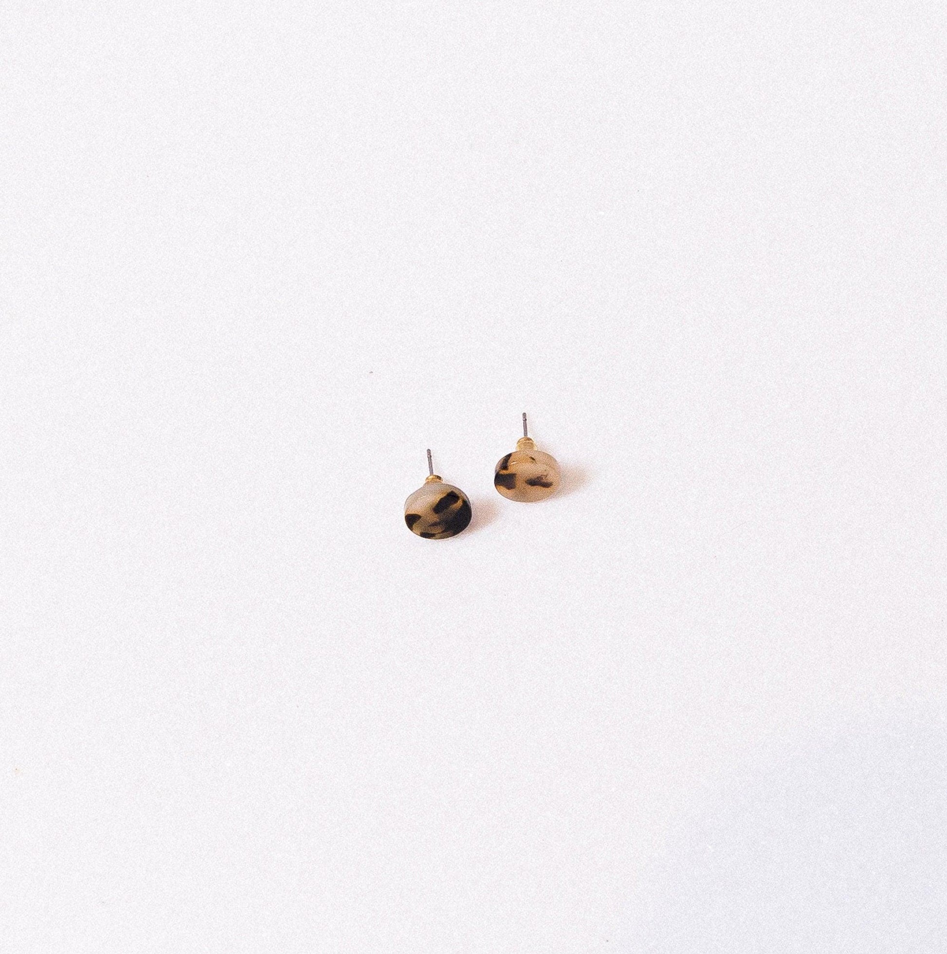 Blonde Tortoise Stud Earrings - Cooper Lucy